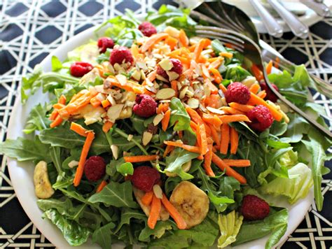 10 Easy Everyday Salads