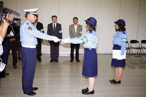 The Uniform Girls Pic Japanese Policewomen Uniforms 4