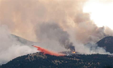 Fast Moving Wildfire Near Boulder Co Burns A Fire Truck And Thousands