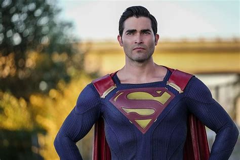 First Look At Tyler Hoechlins New Suit For ‘superman And Lois Revealed