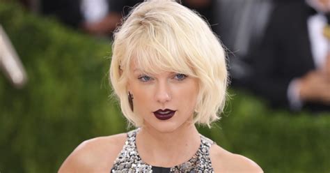 Taylor Swift Donating 1 Million To Louisiana Flood Victims Cbs News