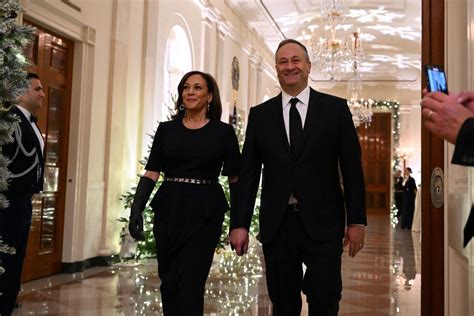 Kamala Harris Adds Edgy Spin To Classic Gown At Kennedy Center Honors