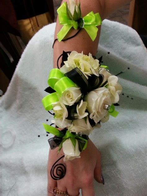 Arm Band Corsage Corsages Pinterest Prom Flowers Corsage Wedding