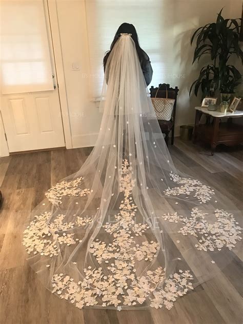 £ 10900 Two Tier Lace Applique Edge Cathedral Bridal Veils With Lace