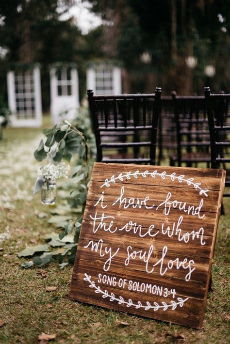 15 Cute Wedding Signs You Need For The Big Day