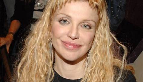 Celebrity Heights: Courtney Love Height
