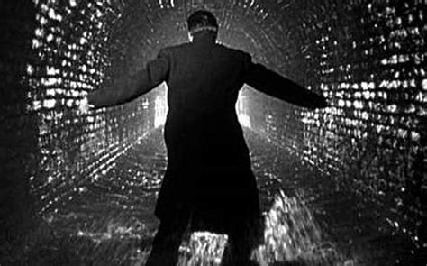The Third Man Movie Review And Film Summary 1949 Roger Ebert