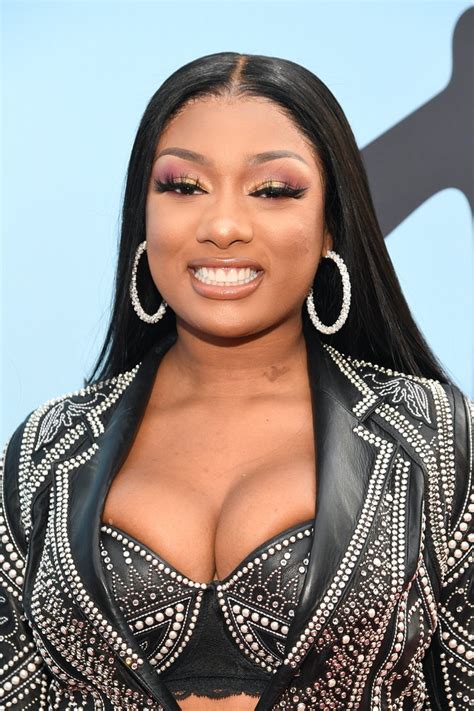 Houston rapper known for confident flows and sexually charged lyrics. Megan Thee Stallion's Latest Beauty Look Was Blue From ...