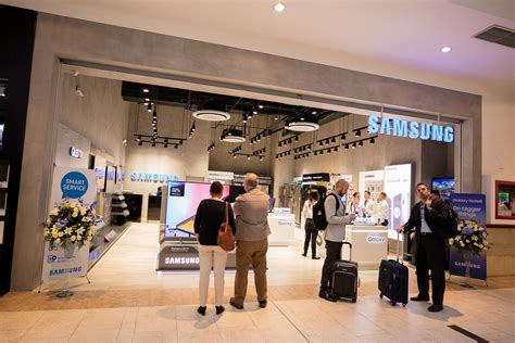 Samsung Electronics Inaugura Nueva Tienda De Experiencia En La Ciudad
