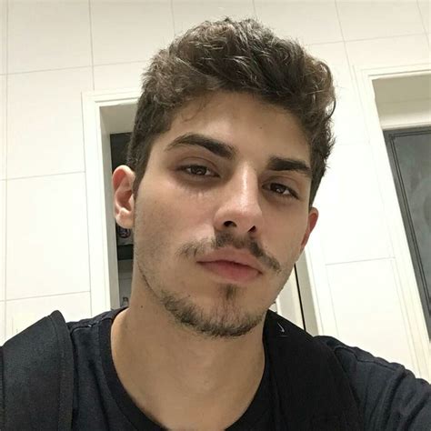Fotos De Homens Bonitos E Desconhecidos