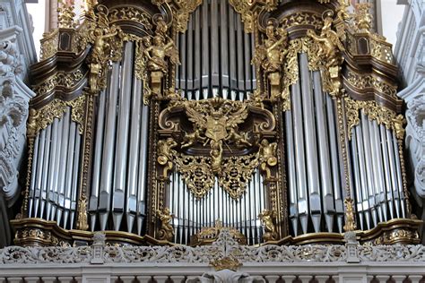213 Part Of The Worlds Largest Cathedral Organ At St Step Flickr
