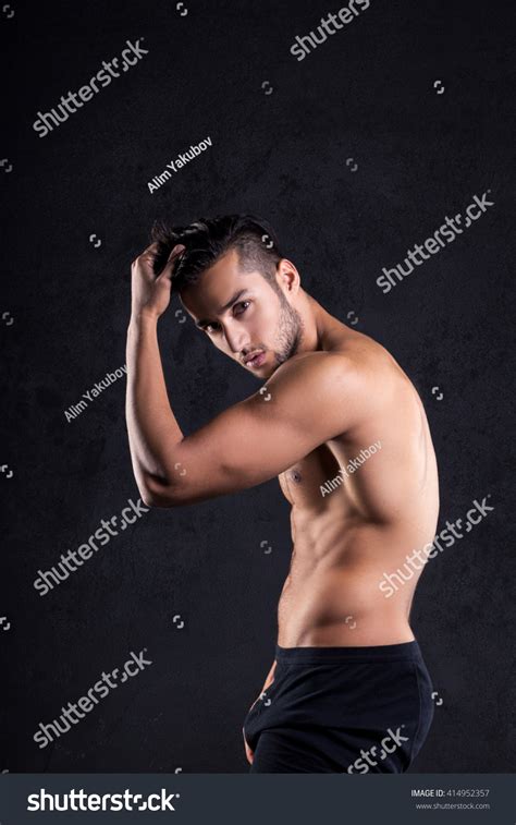 Sexy Expressive Shirtless Male Model Flirting Stockfoto 414952357 Shutterstock