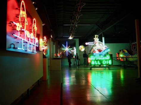 Museum Of Neon Art Los Angeles Upupup I Blog Mode Lifestyle Photos