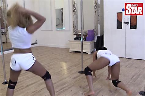 Sexy Twerk Superstars Show You How To Shake Your Bum Like Rihanna