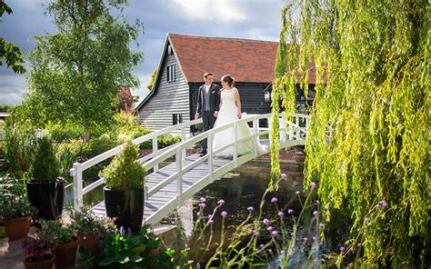 Barn weddings are the next big thing in essex. Barn Wedding Venue in Essex | High House Weddings | CHWV