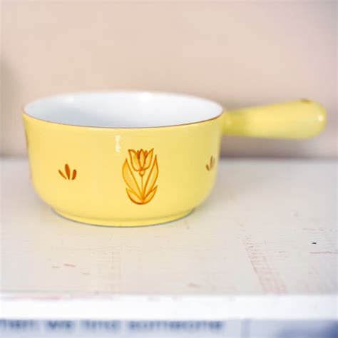 Yellow Vintage Dru Made In Holland Cast Iron Enamel Pot With