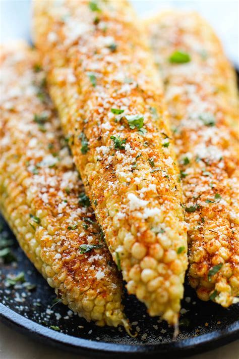 Sprinkle in the cumin and chili powder. Chili's Street Corn Recipe / Mexican Corn On The Cob Damn Delicious : Roasted street corn at ...