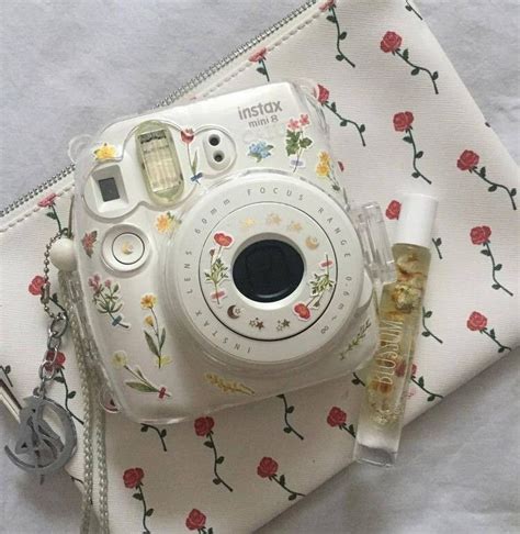 Fujifilm Polaroid Camera Retro Ploraprimo
