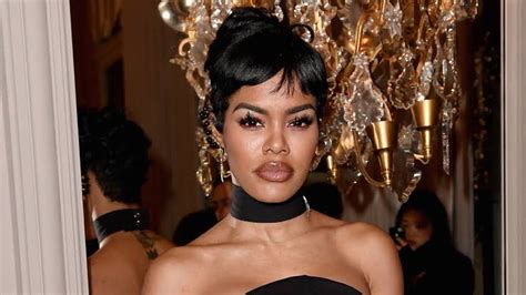 Teyana Taylor Gets Surprised By Janet Jackson At Her London Performance