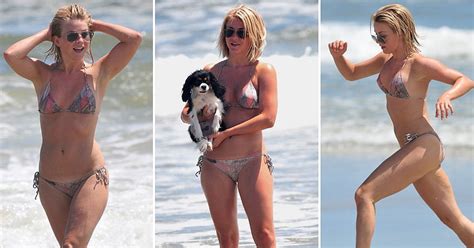 Julianne Hough Wears A Bikini At Oak Island Beach Popsugar Celebrity