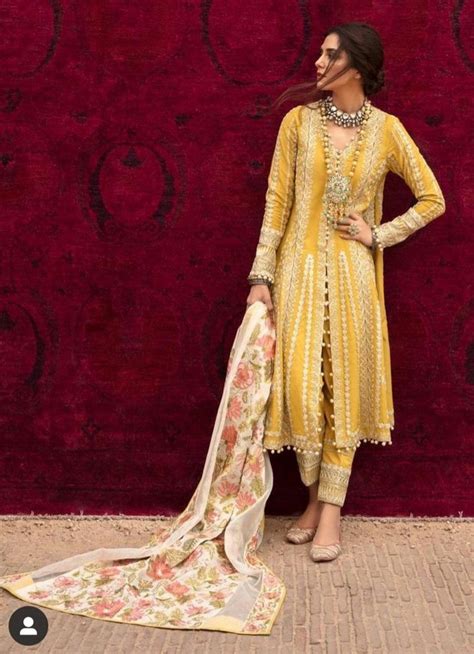Pakistani Dresses In 2021 Pakistani Dresses Dresses Pakistani Dress