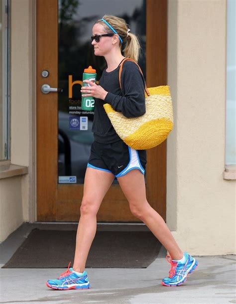 reese witherspoon photos photos reese witherspoon finishes her workout celebrity workout