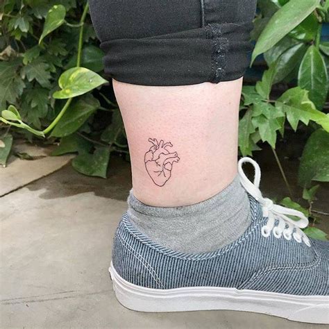 Pin En Tatuajes Minimalistas