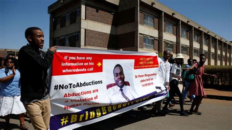 Zimbabwe Doctors Say Receiving Death Threats Over Strike Euronews