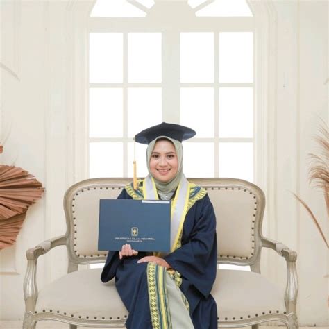 Laila Nur Azizah Universitas Islam Indonesia Cilegon Banten Indonesia Linkedin
