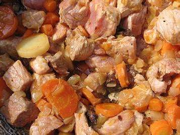 About 15 minutes before turning off the slow cooker, add peas and parsley. What Is The Best Dog Food | Comparison and Reviews of ...