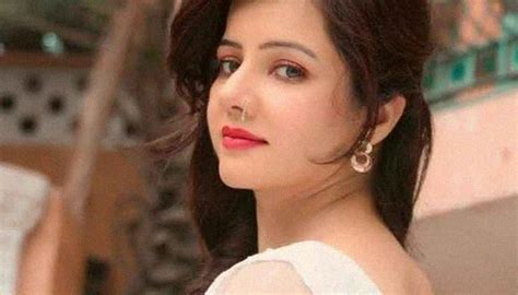 Rabi Pirzada Requests Fia To Remove Her Pictures From Internet Agency