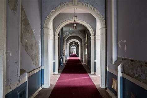 Abandoned Asylums An Unrestricted Journey Into Americas Forgotten
