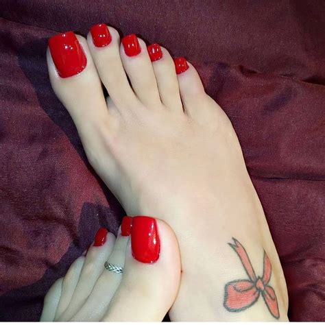 849 Μου αρέσει 22 σχόλια Camfeet1 στο Instagram Queenrainha Pretty Toe Nails Cute