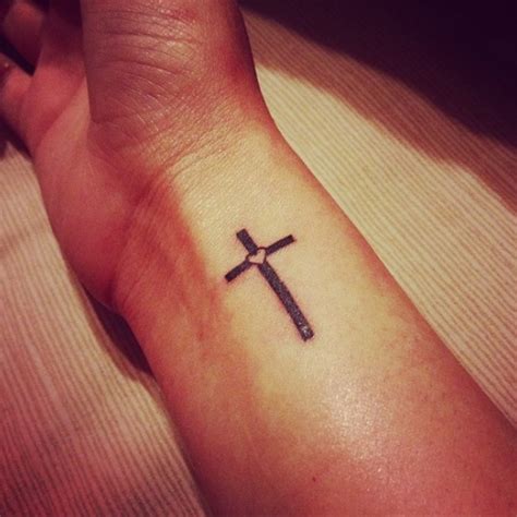 100s Of Simple Cross Tattoo Design Ideas Pictures Gallery