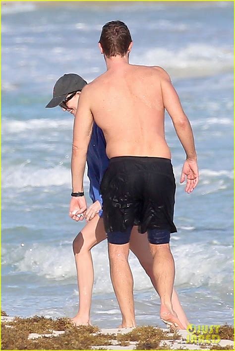 Full Sized Photo Of Dakota Johnson Chris Martin Beach December Photo Just Jared