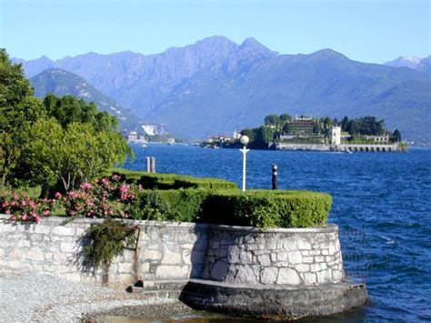 Book your tickets online for san giorgio maggiore, venice: Stresa Lago Maggiore: Die Stadt Stresa steht als ein ...