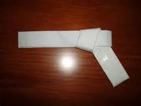 How to easily make a paper gun that shoots. How To Make A Rubber Band Gun Out Of Paper! EASY - YouTube