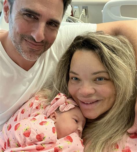 Adam Mcintyre On Twitter Trisha Paytas Has Given Birth To Her First