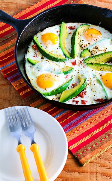 Egg Skillet With Avocado And Tomatoes Video Kalyn S Kitchen