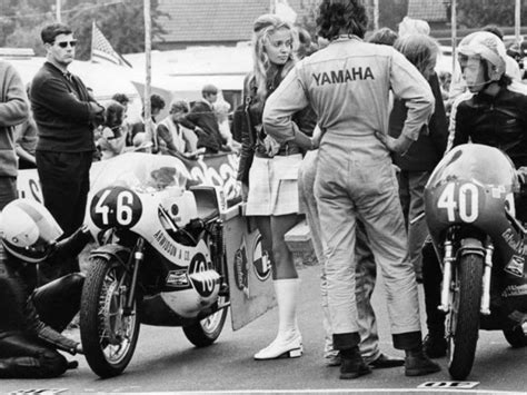 Yamaha Racing Racing Motorcycles Vintage Motorcycles 250cc Saarinen