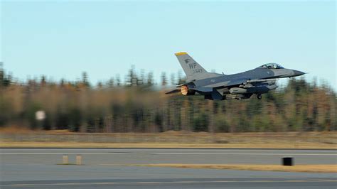 Eielson F 16 Fighter Jets Make Emergency Landing At Bethel Airport