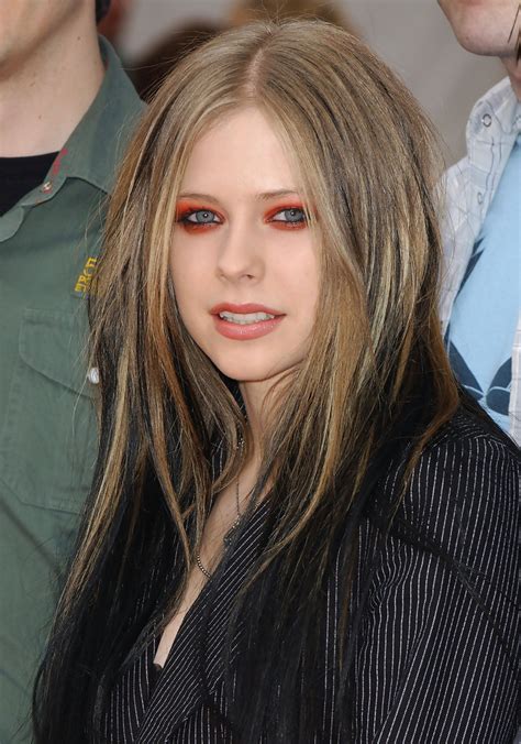 Avril lavigne is a canadian singer, songwriter, and actor. Avril Lavigne - Avril Lavigne Photos - 17th Annual Kids ...