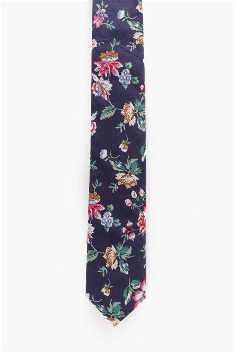click here to find out about the floral printed skinny tie from boohoo part of our latest