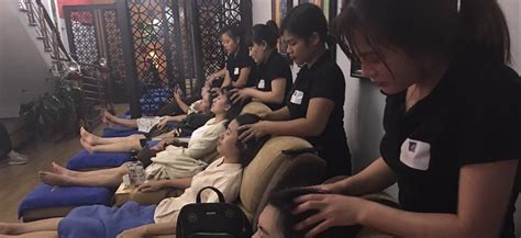 Massage In Vietnam Guide To Red Light Districts And Karaokes