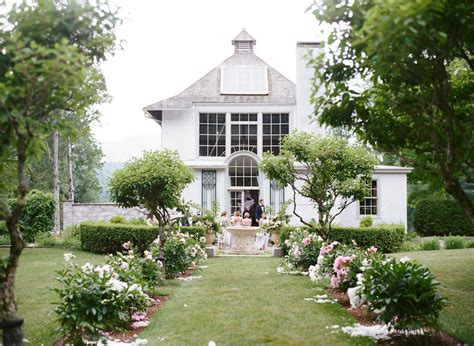 The Best And Most Picturesque Wedding Venues In New England Over The Moon