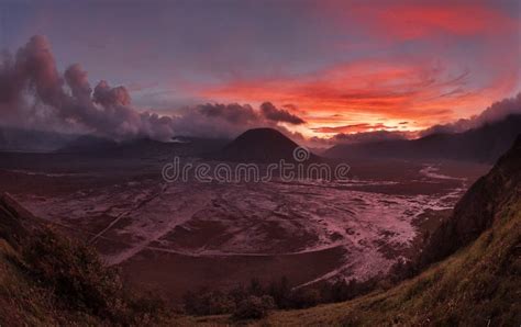 Mt Bromo Volcanic Eruption Sunset Stock Image Image Of Sunset