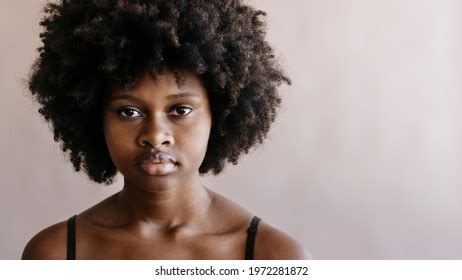 Beautiful Naked Black Woman Afro Hair Stock Photo 1972281872 Shutterstock