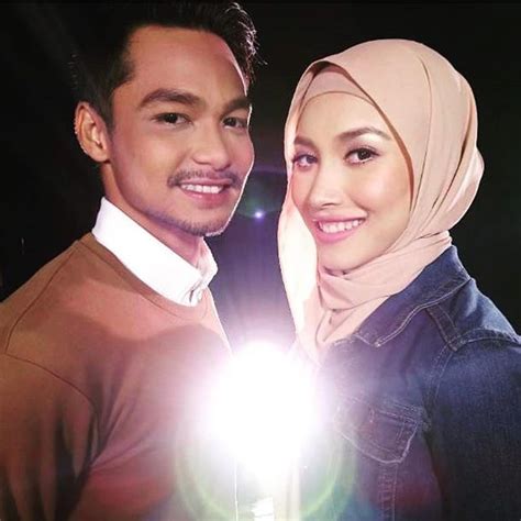 Syafiq bergandingan dengan hannah dalam siri mencintaimu mr photographer dan berlakon disamping zahirah dalam drama tak ada cinta. "Tak Perlu Bercinta Dengan Syafiq Kyle Untuk Jual Drama ...