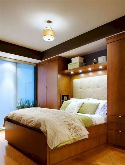 15 Adorable Small Master Bedroom Decoration Ideas Lmolnar Bedroom