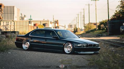 The bmw e38 automobile platform was the basis for the 1994 through 2001 bmw 7 series automobiles. Bagged E38 : Stance